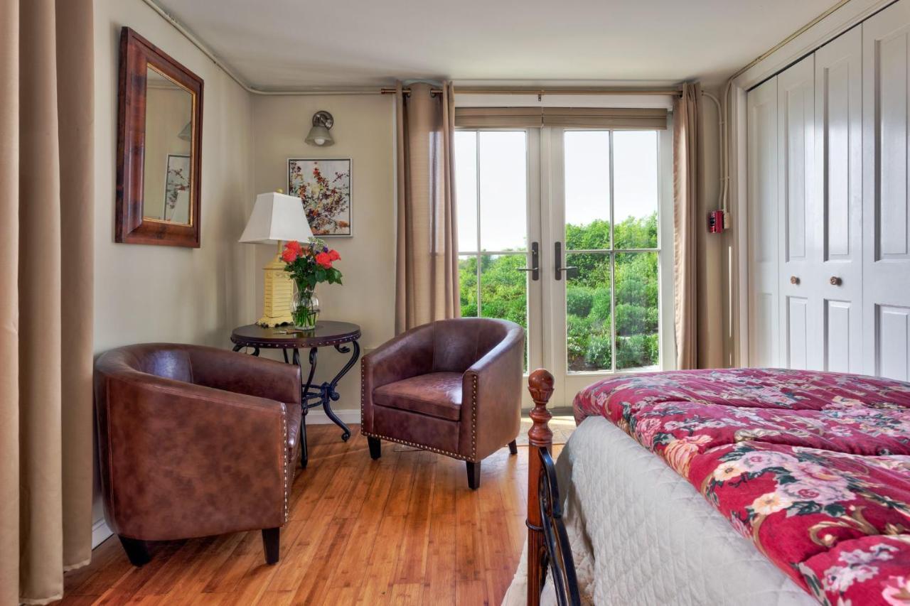 Bed and Breakfast Avonlea Нью-Шорхэм Экстерьер фото
