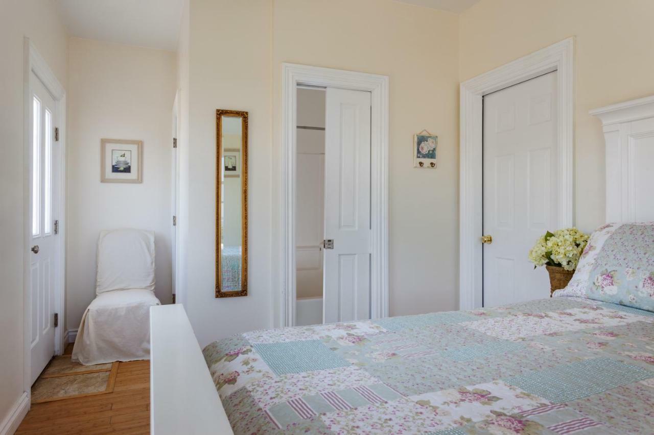 Bed and Breakfast Avonlea Нью-Шорхэм Экстерьер фото