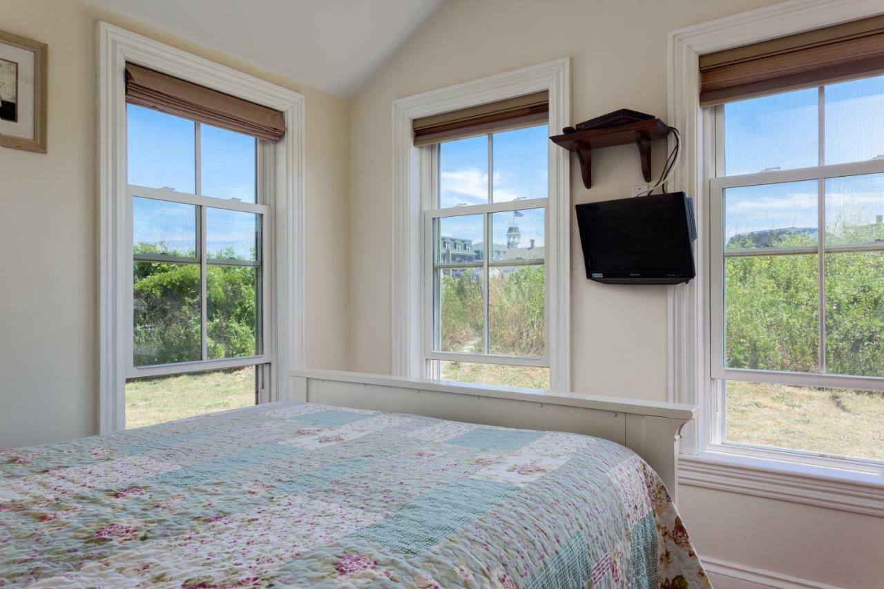 Bed and Breakfast Avonlea Нью-Шорхэм Экстерьер фото